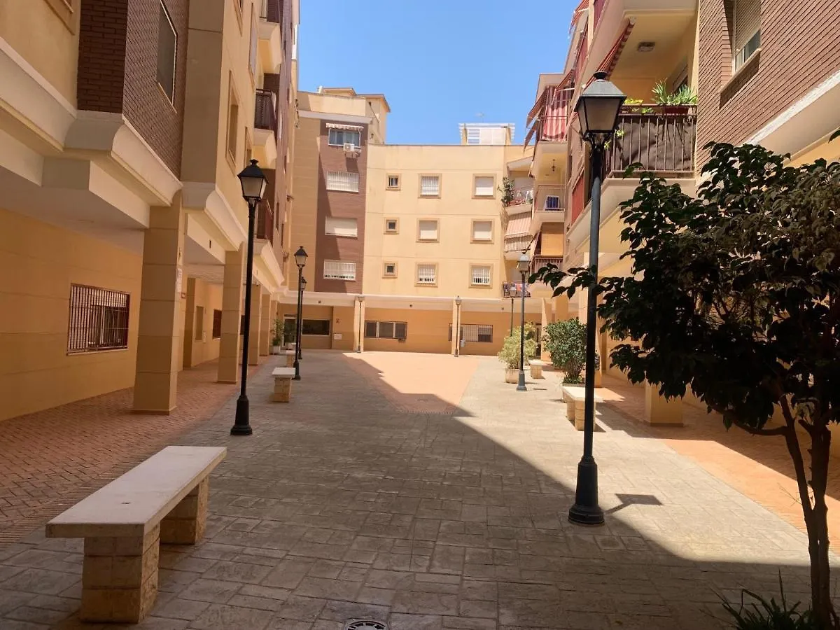 Piso De 3 Dormitorios Cerca De La Playa Y Del Recinto Ferial Malaga Spain